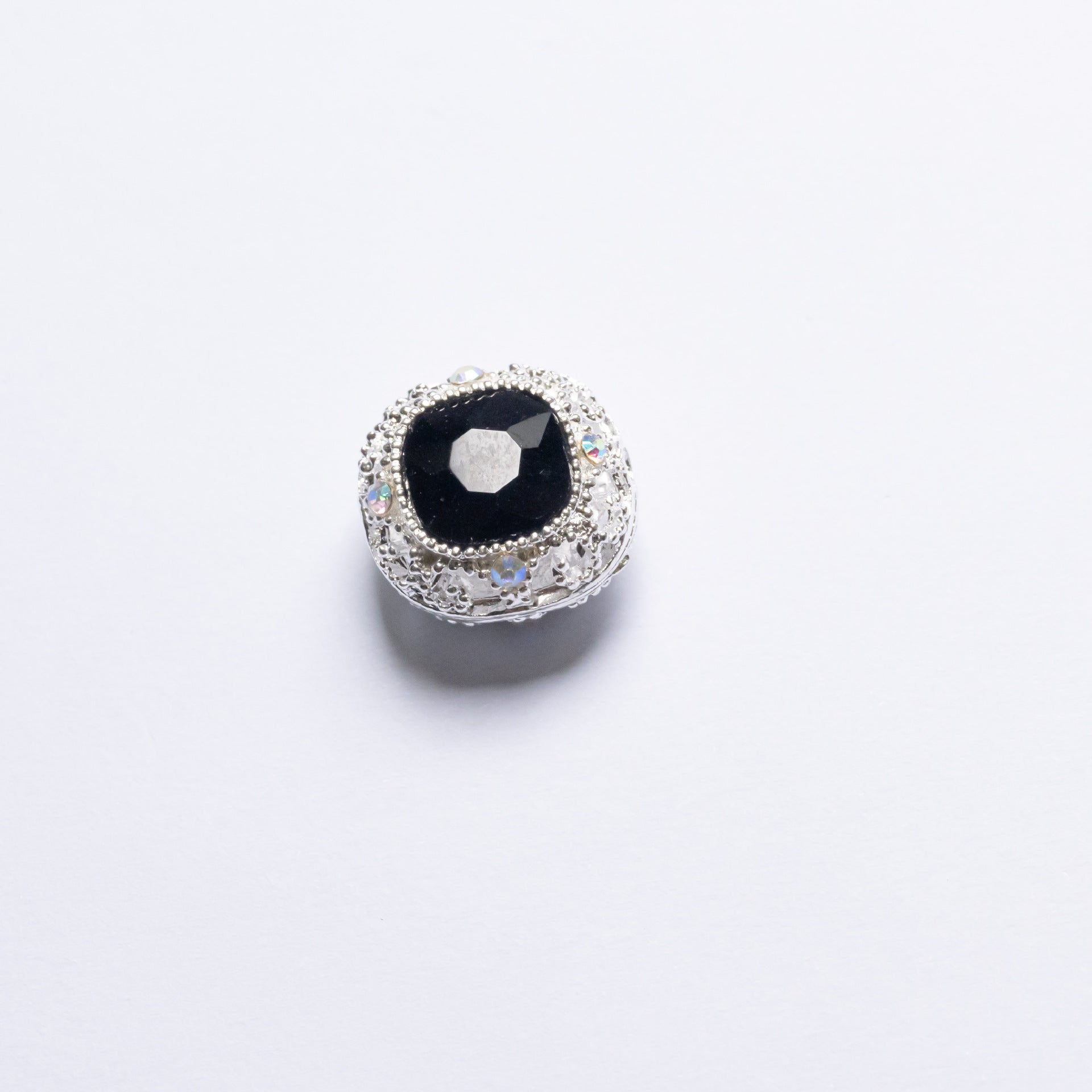 Wholesale 20pcs Alloy Crystal Western Princess Series Straight Hole Multi-color Optional Aperture 2.0mm Diy Mobile Phone Chain Bag Chain Pen